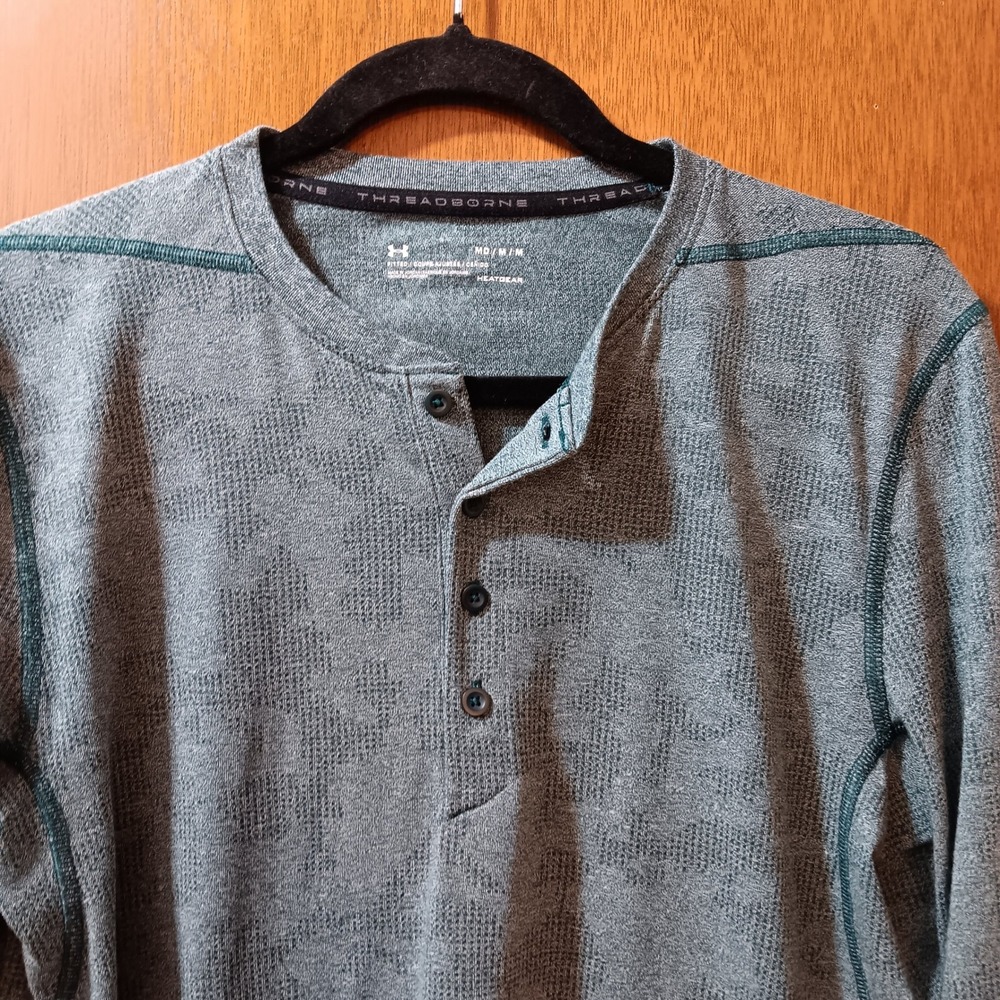 Under Armour‎ Threadborne HeatGear Gray Long Sleeve Button Henley Shirt